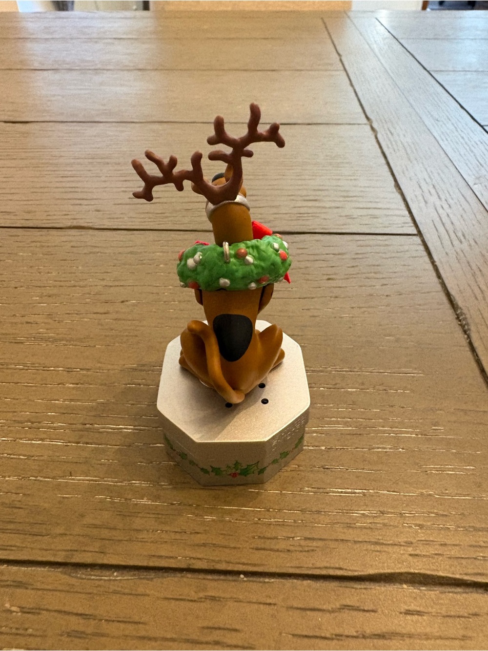 2010 Hallmark Keepsake Scooby-Doo 'Rerry Ristmas!' - Picture 6 of 6